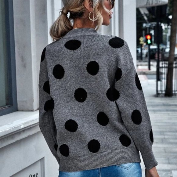 Grey polka dot sweater - Picture 2 of 2